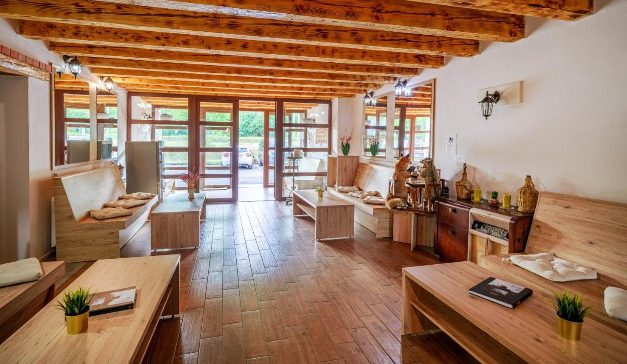 Resort Big House Plitvicka Jezera Licko Petrovo Selo 外观 照片