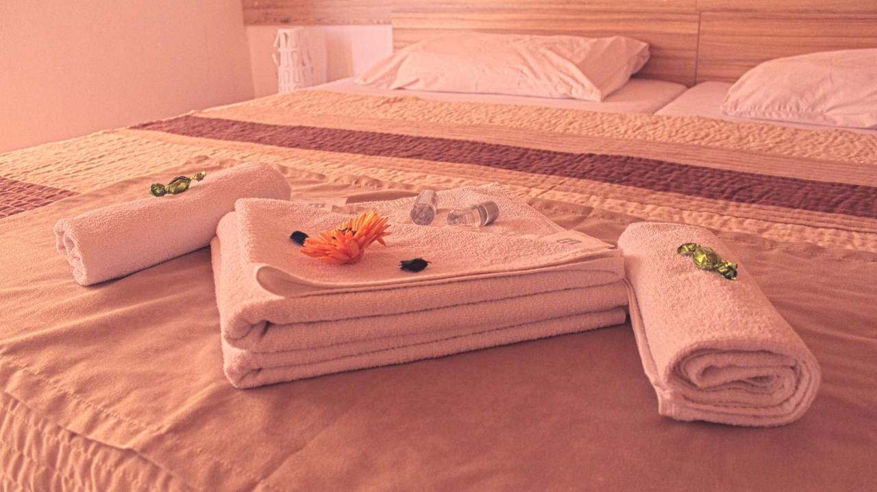 Resort Big House Plitvicka Jezera Licko Petrovo Selo 外观 照片