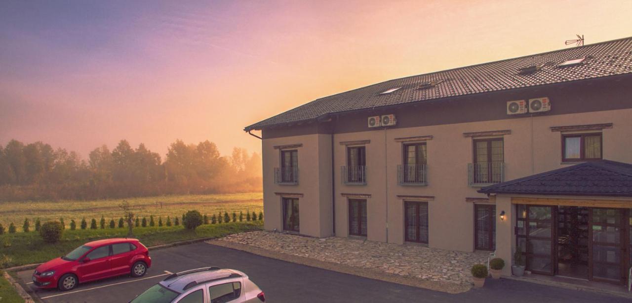 Resort Big House Plitvicka Jezera Licko Petrovo Selo 外观 照片